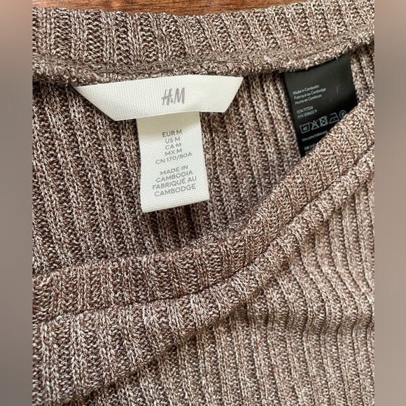 H&M Ribbed Maxi Skirt Sz Medium - Picture 3 of 3
